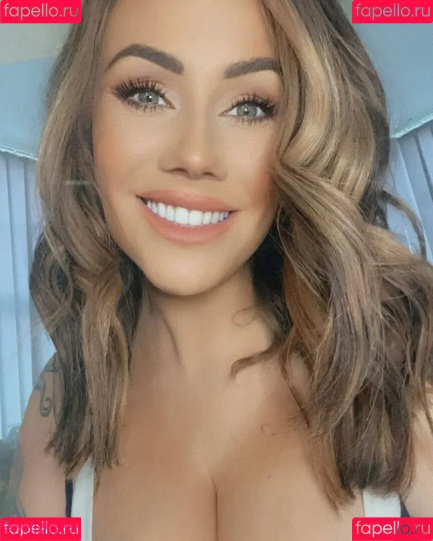 Victoria Love Onlyfans Photo Gallery 