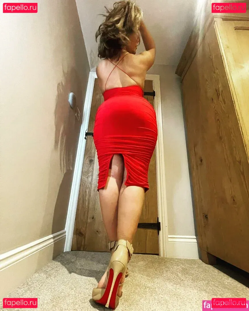 Victoria Love Onlyfans Photo Gallery 
