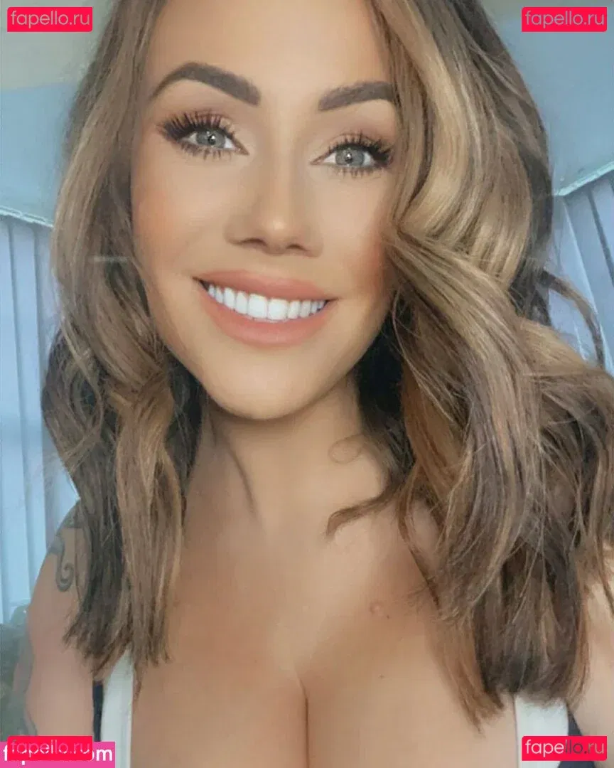 Victoria Love Onlyfans Photo Gallery 