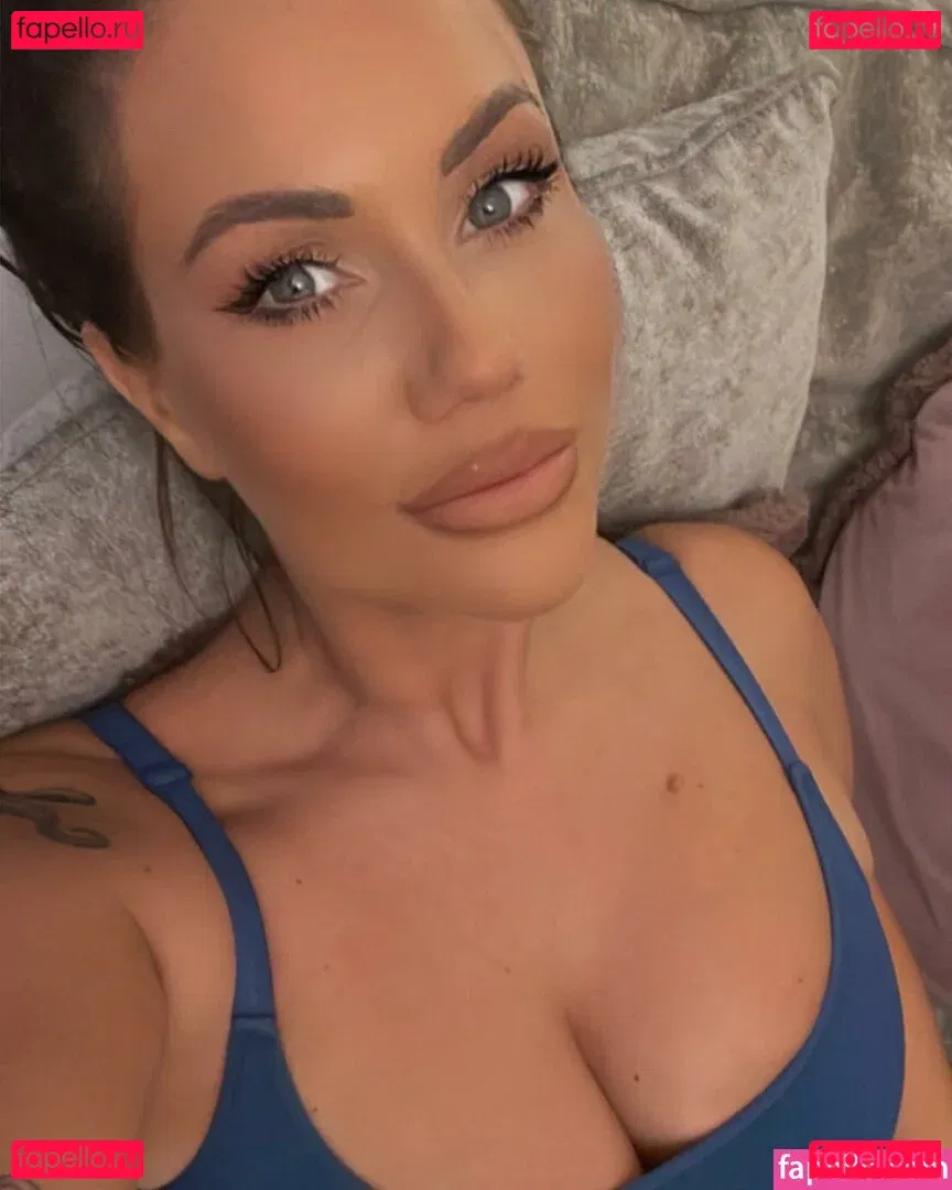 Victoria Love Onlyfans Photo Gallery 