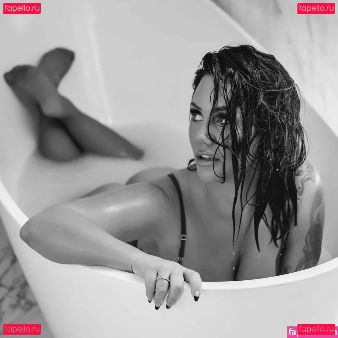 Victoria Love Onlyfans Photo Gallery 