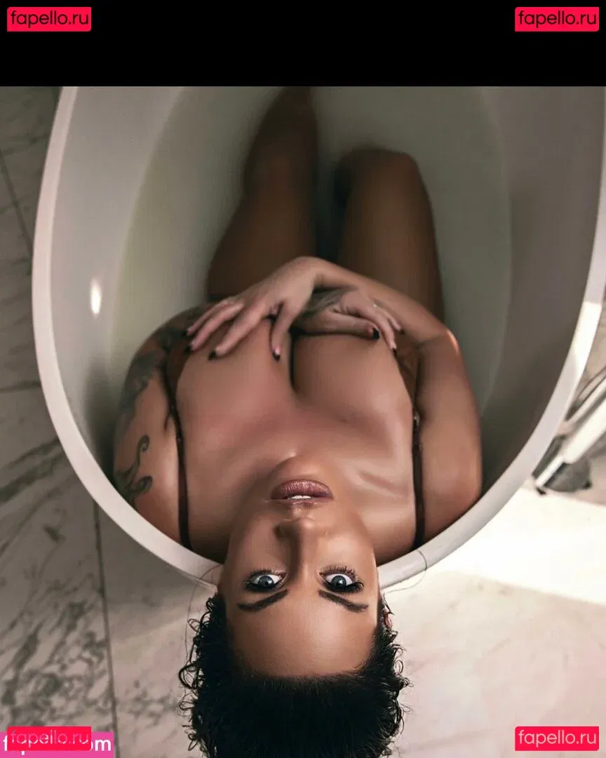 Victoria Love Onlyfans Photo Gallery 