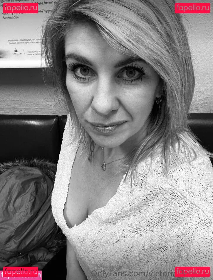 Victoria Love Onlyfans Photo Gallery 