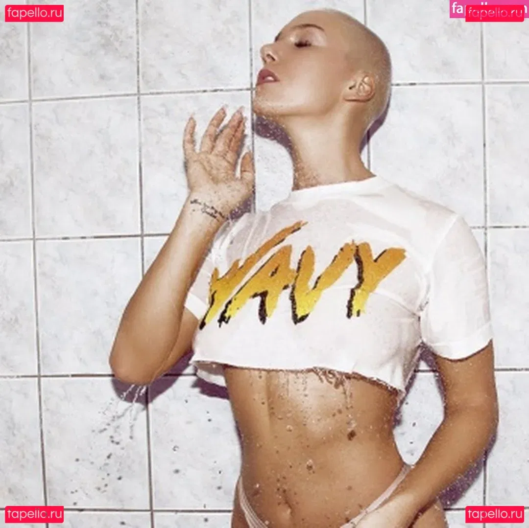 Ariel Mullen Onlyfans Photo Gallery 