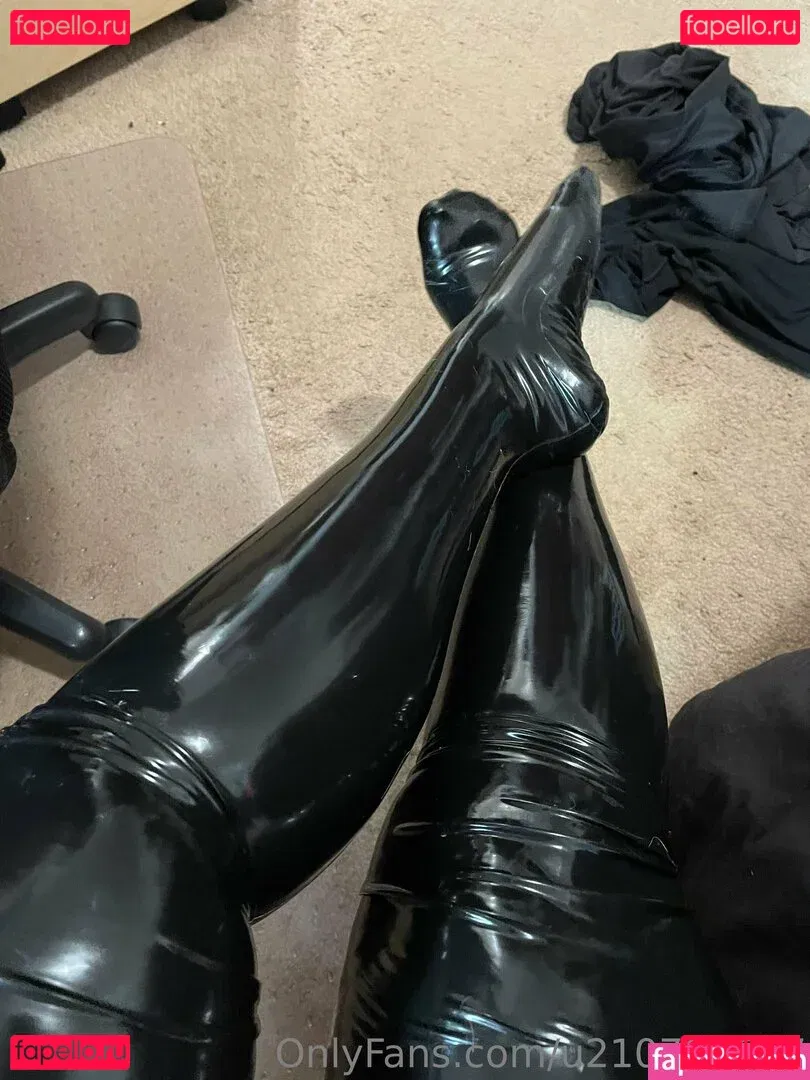 u210792697 Onlyfans Photo Gallery 