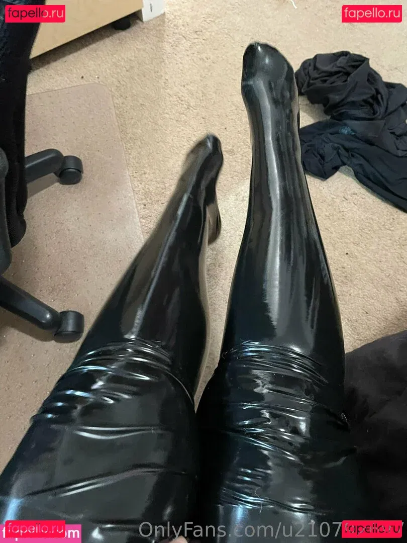 u210792697 Onlyfans Photo Gallery 