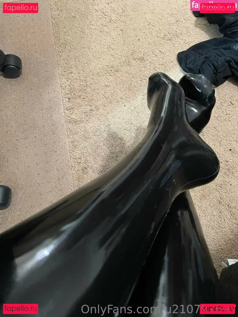 u210792697 Onlyfans Photo Gallery 