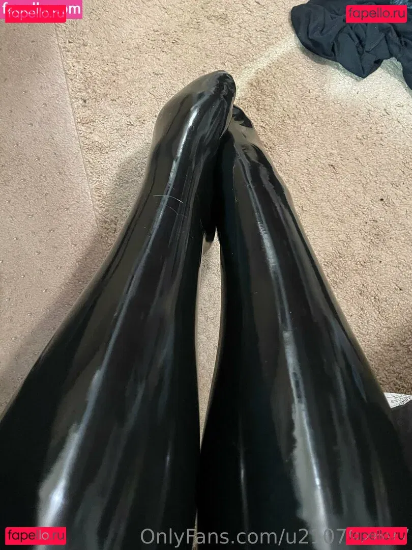 u210792697 Onlyfans Photo Gallery 