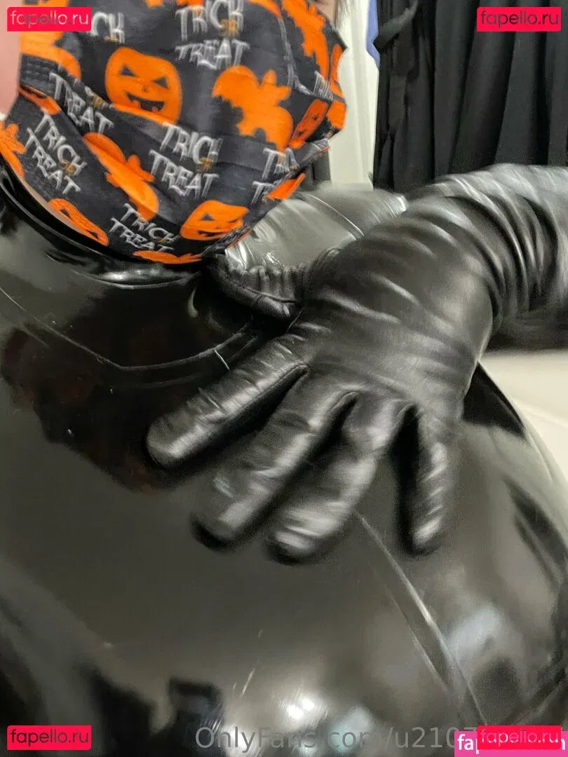 u210792697 Onlyfans Photo Gallery 