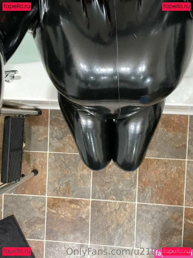 u210792697 Onlyfans Photo Gallery 