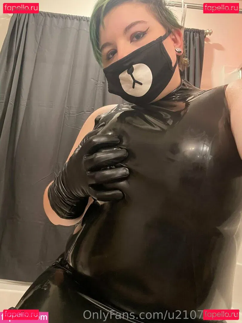 u210792697 Onlyfans Photo Gallery 