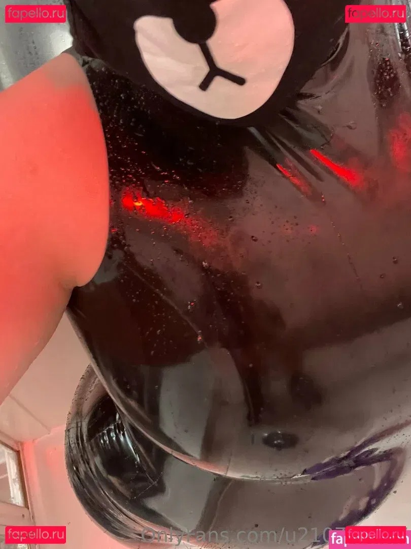 u210792697 Onlyfans Photo Gallery 