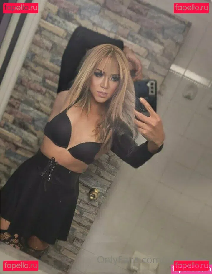 juicytrans Onlyfans Photo Gallery 