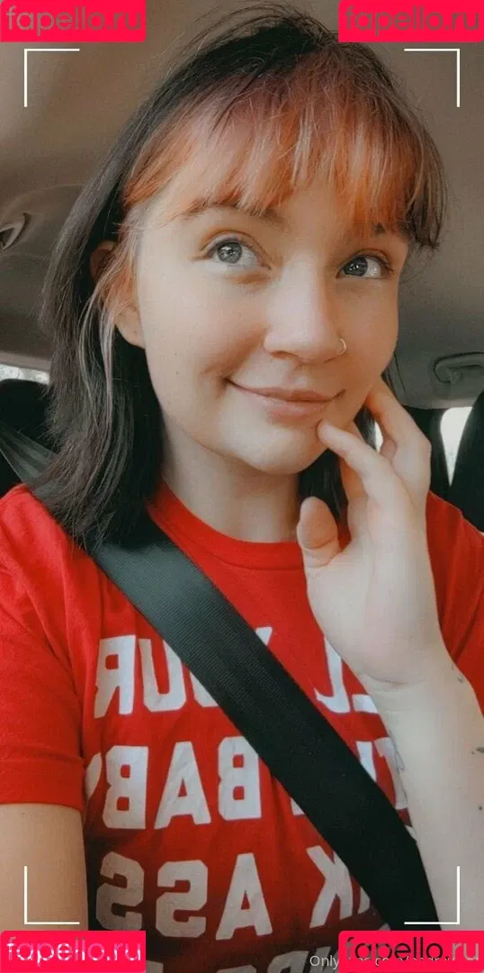 hollygraileonline Onlyfans Photo Gallery 