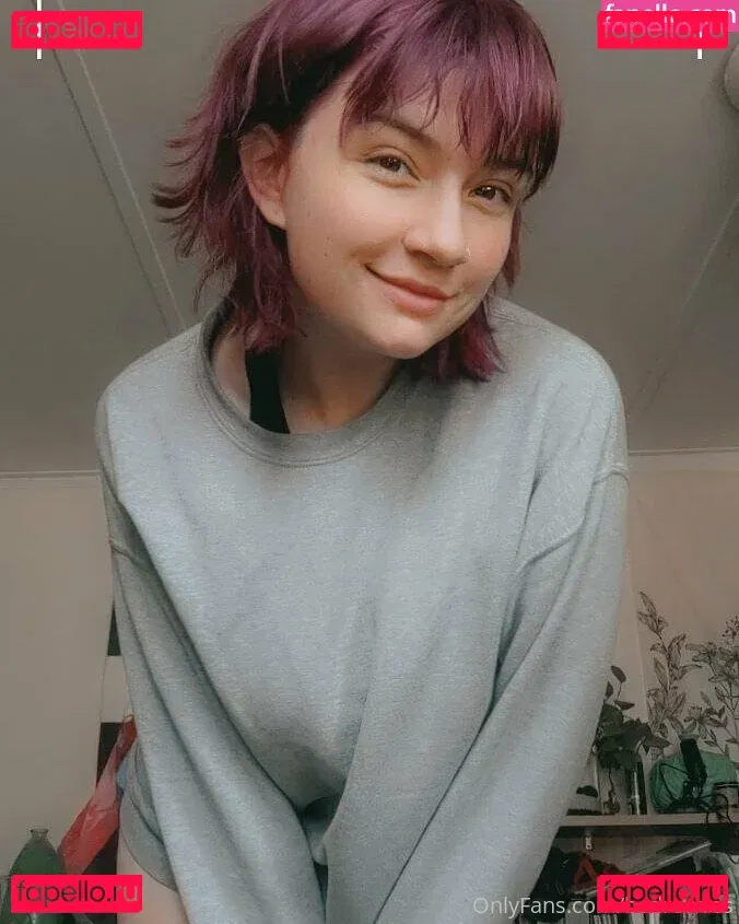 hollygraileonline Onlyfans Photo Gallery 