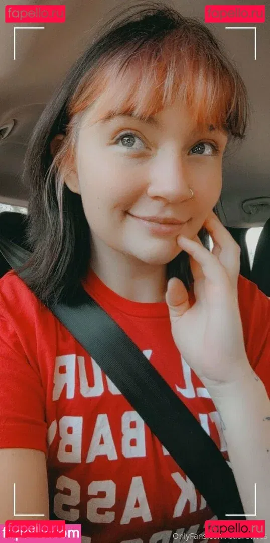 hollygraileonline Onlyfans Photo Gallery 