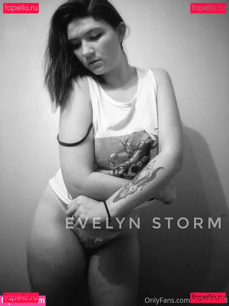 hollygraileonline Onlyfans Photo Gallery 