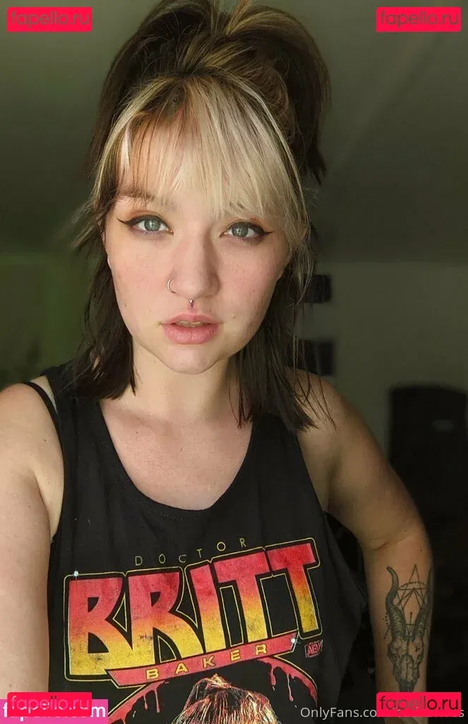 hollygraileonline Onlyfans Photo Gallery 