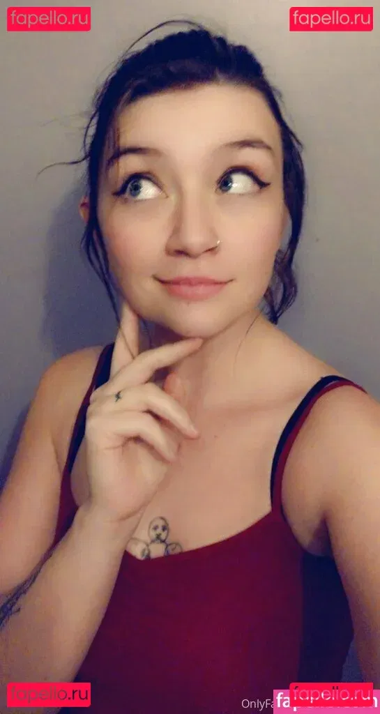 hollygraileonline Onlyfans Photo Gallery 