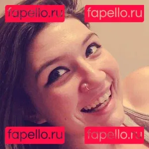 hollygraileonline Onlyfans Photo Gallery 