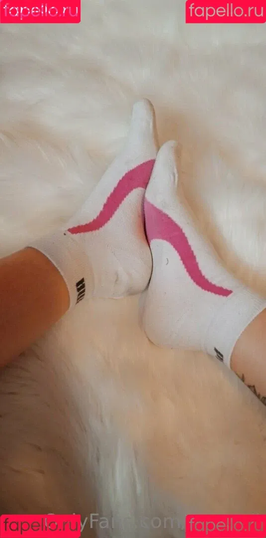 mia.mii Onlyfans Photo Gallery 