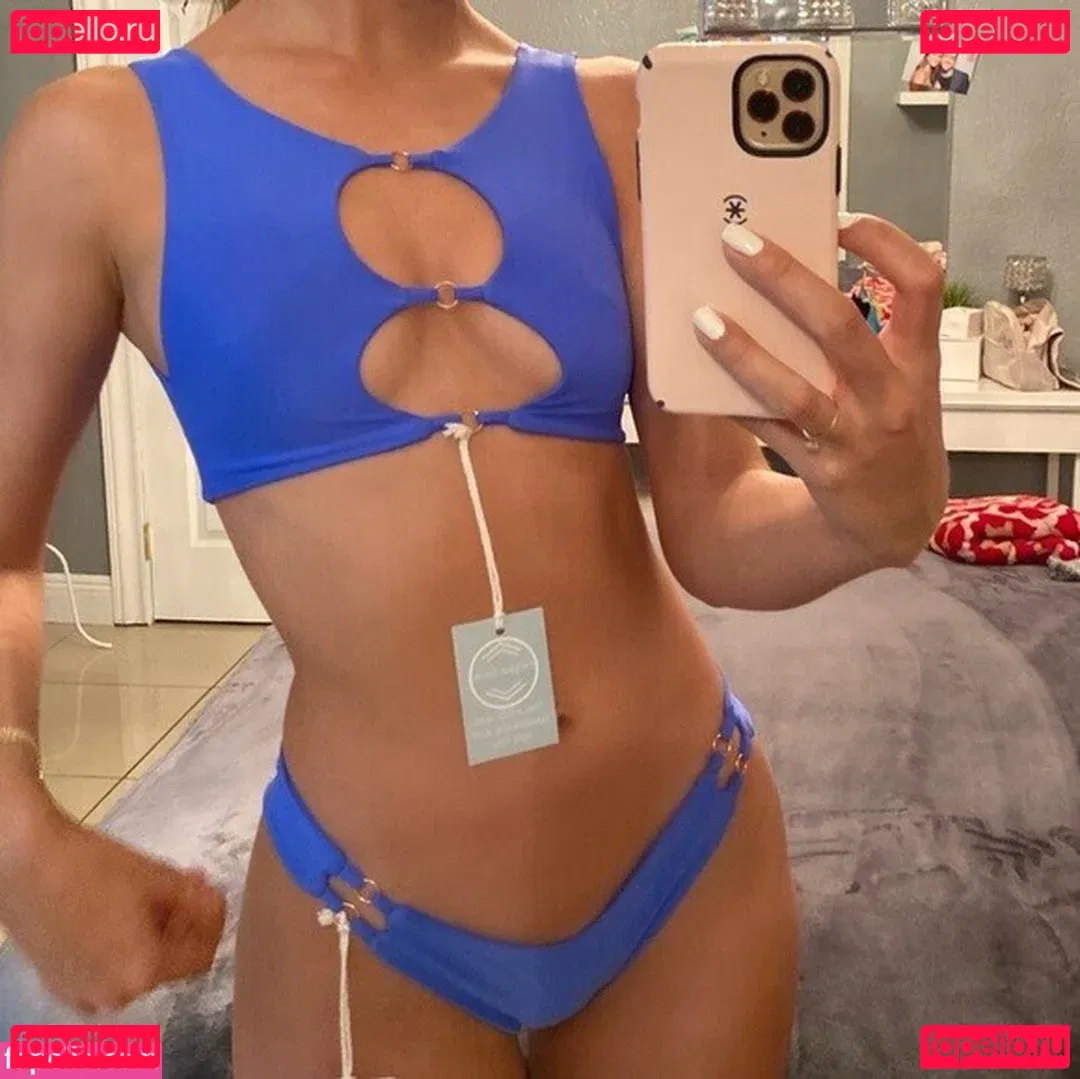 Betsy Alvarez Onlyfans Photo Gallery 