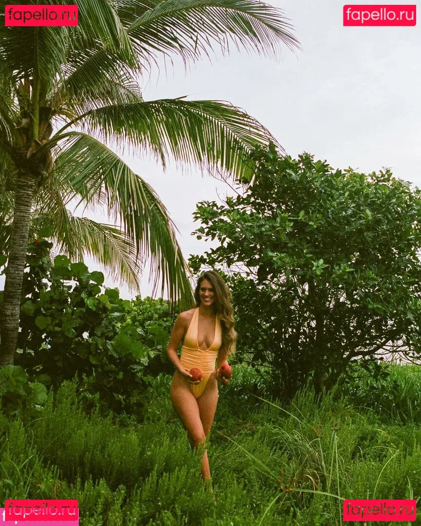 Betsy Alvarez Onlyfans Photo Gallery 