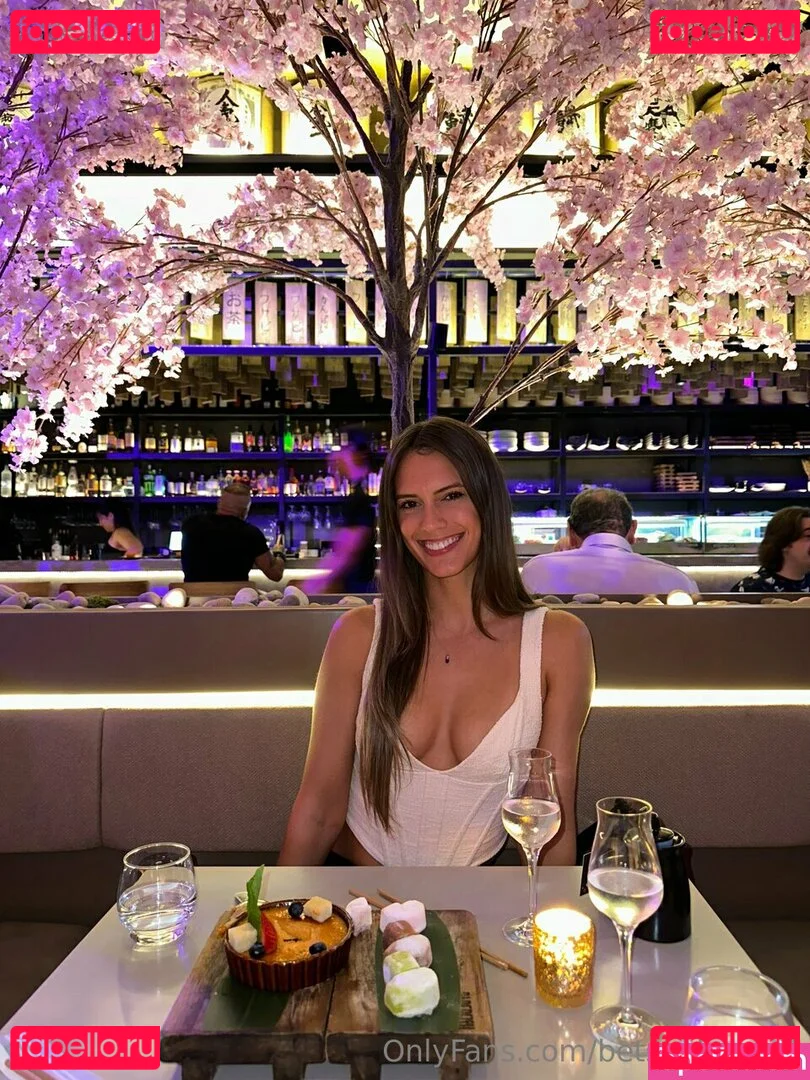 Betsy Alvarez Onlyfans Photo Gallery 