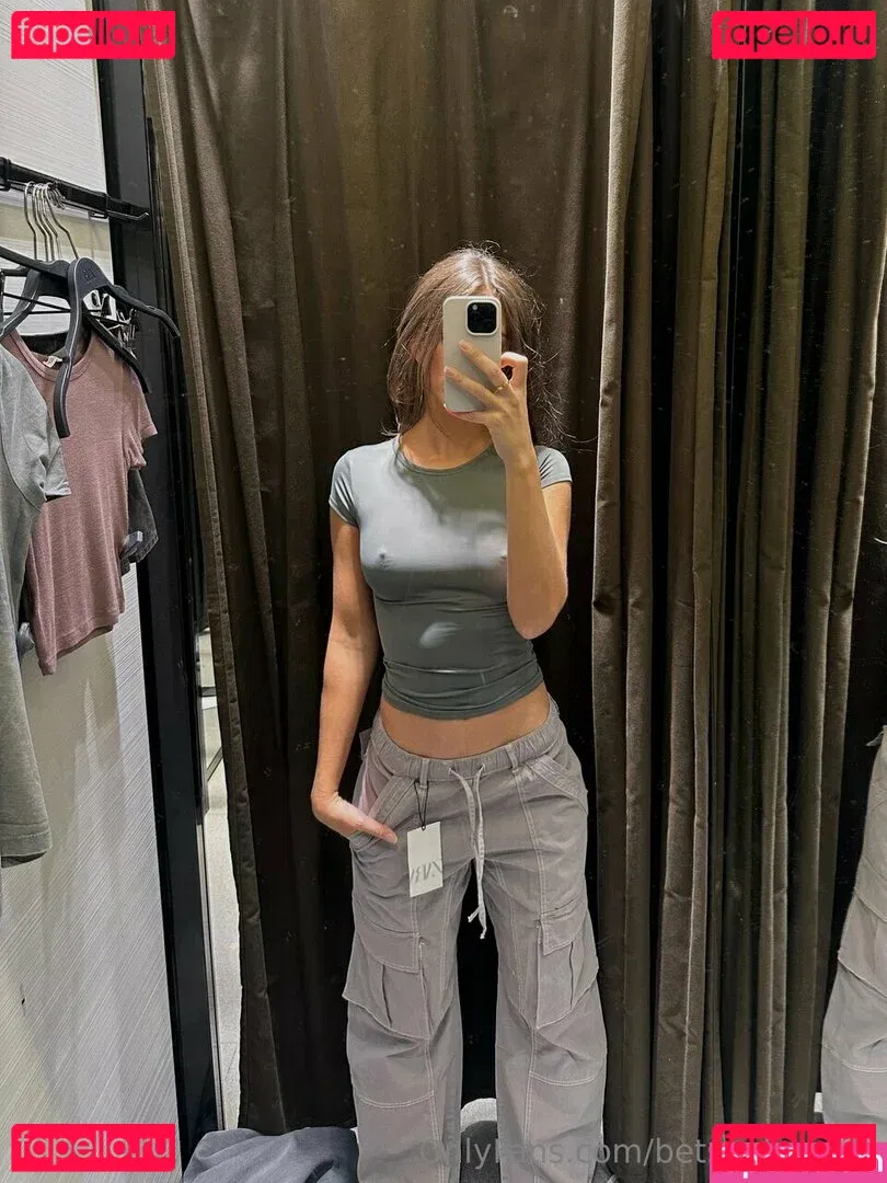 Betsy Alvarez Onlyfans Photo Gallery 