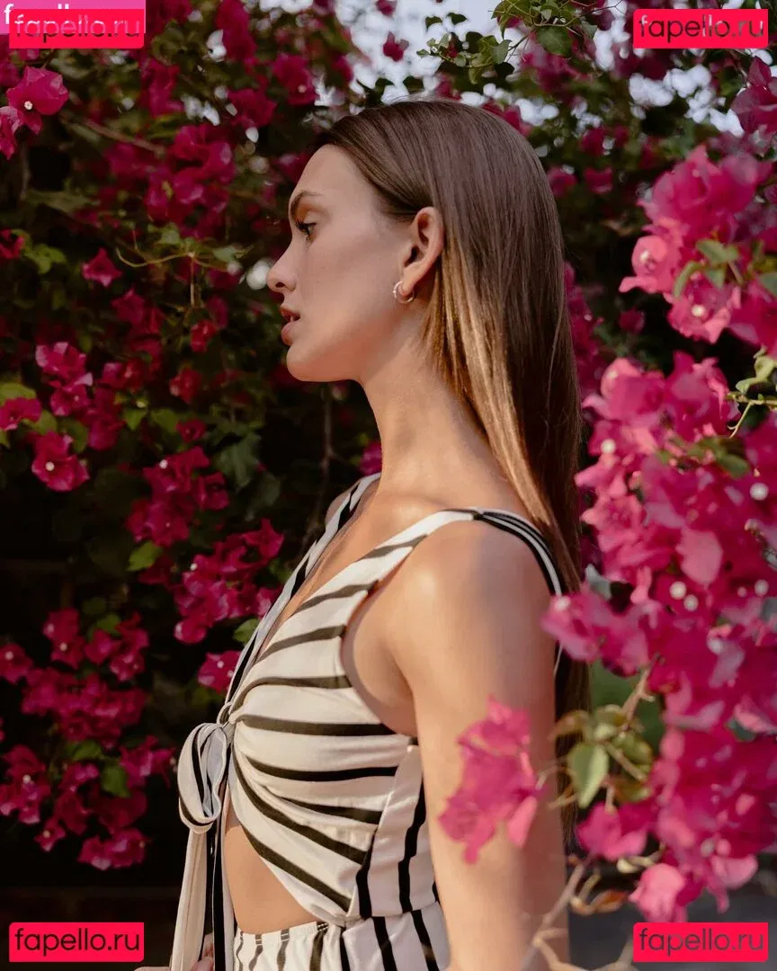 Betsy Alvarez Onlyfans Photo Gallery 