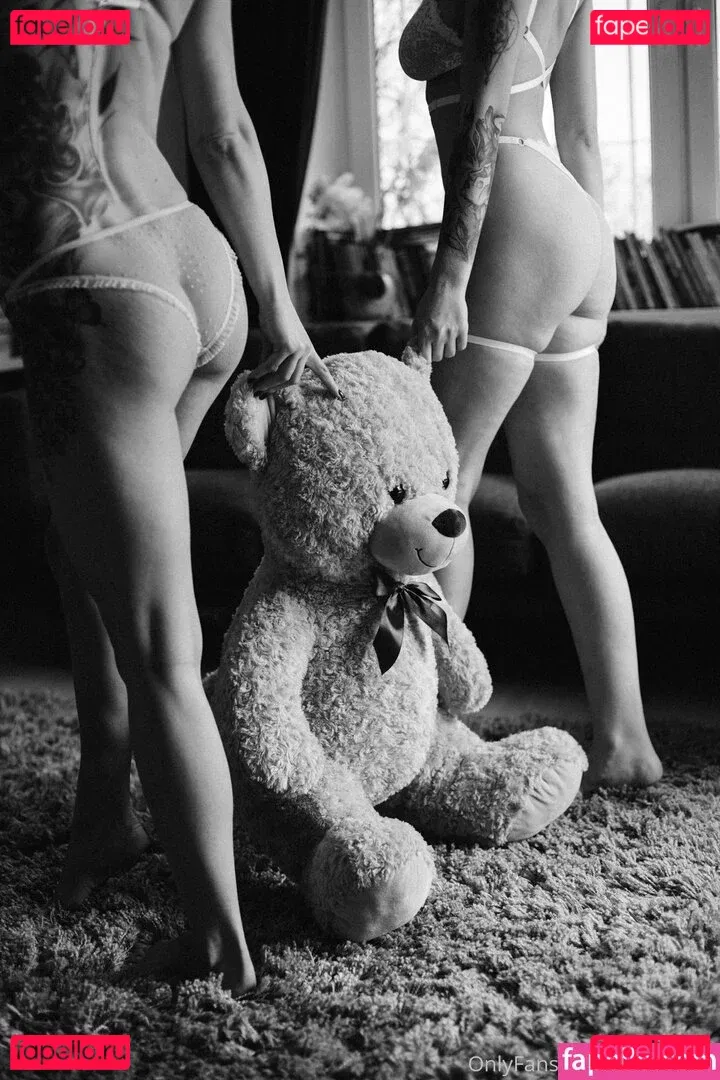 mattbylica Onlyfans Photo Gallery 