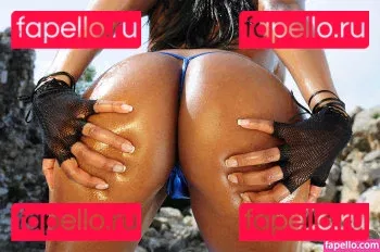 Claudia Price Onlyfans Photo Gallery 