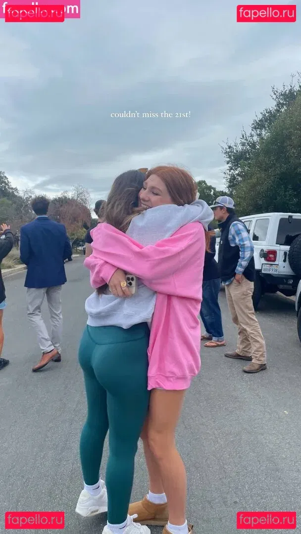 Emmy Bucher Onlyfans Photo Gallery 