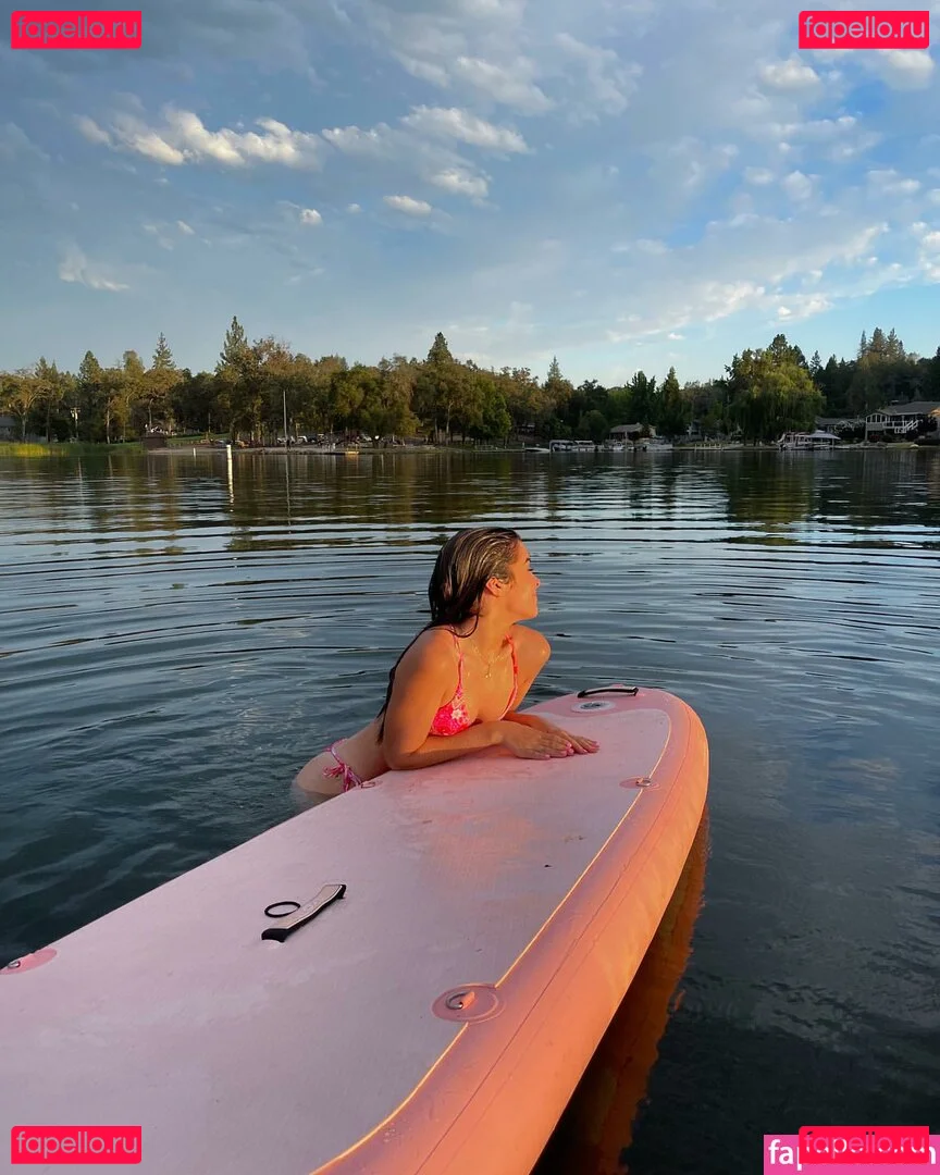 Emmy Bucher Onlyfans Photo Gallery 