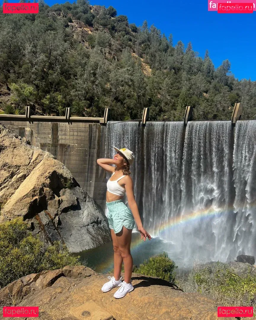 Emmy Bucher Onlyfans Photo Gallery 