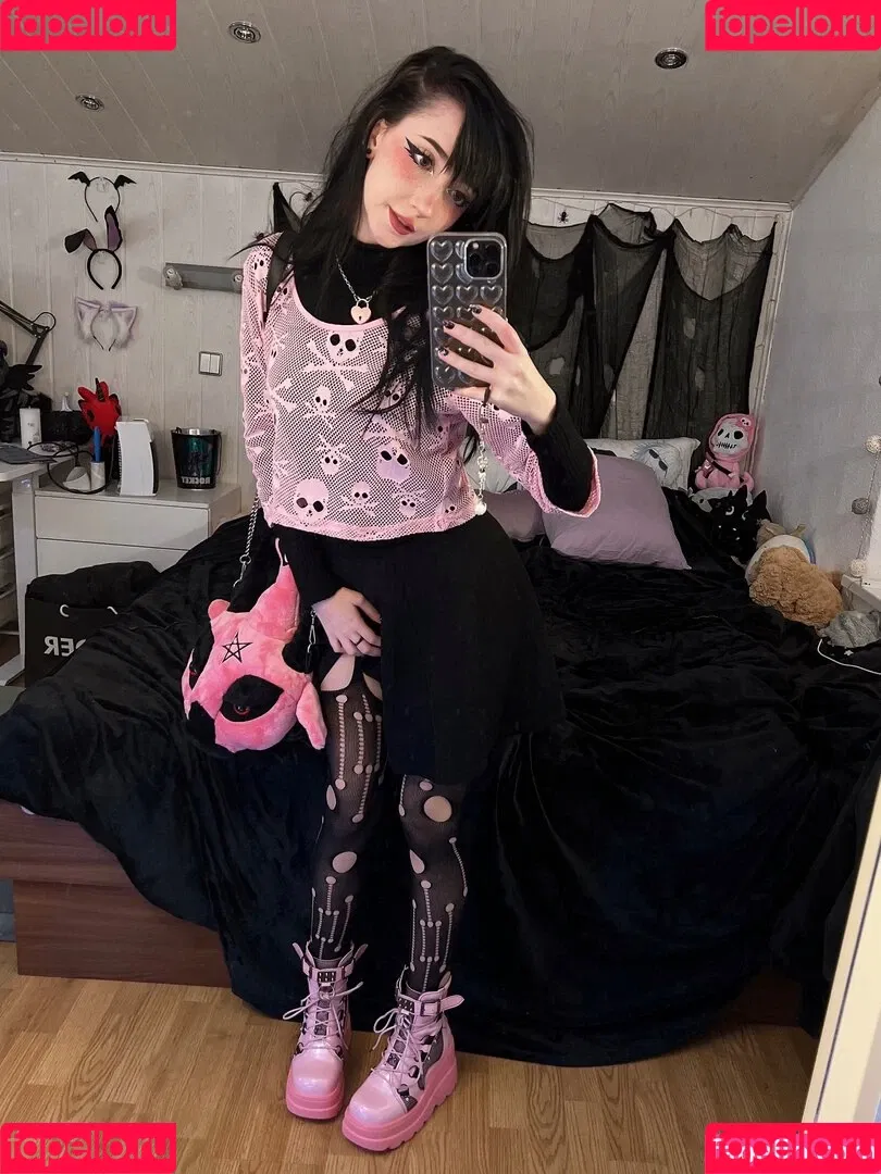 Nananightray Onlyfans Photo Gallery 