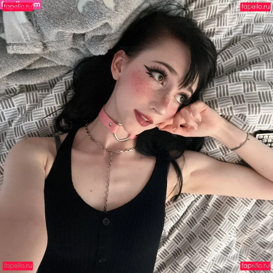 Nananightray Onlyfans Photo Gallery 