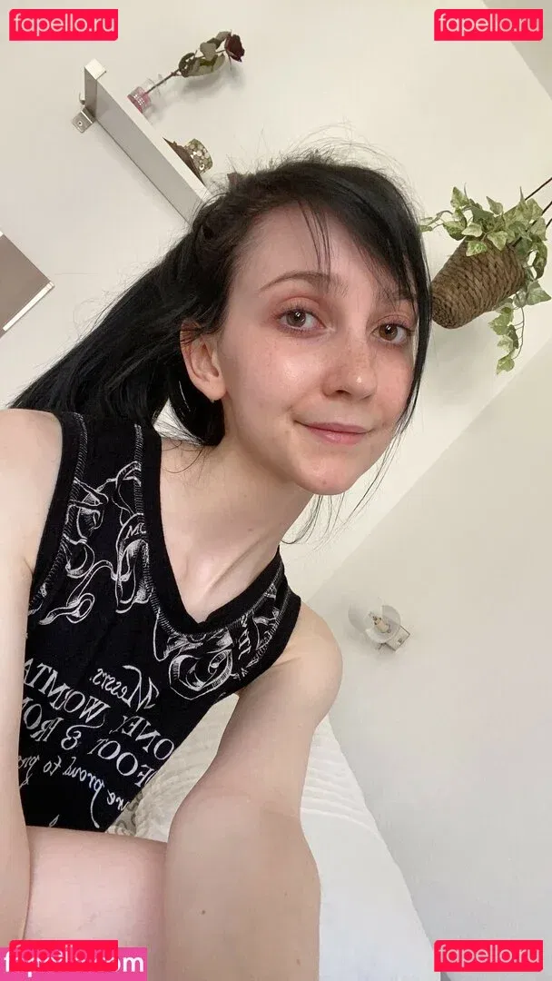 Nananightray Onlyfans Photo Gallery 