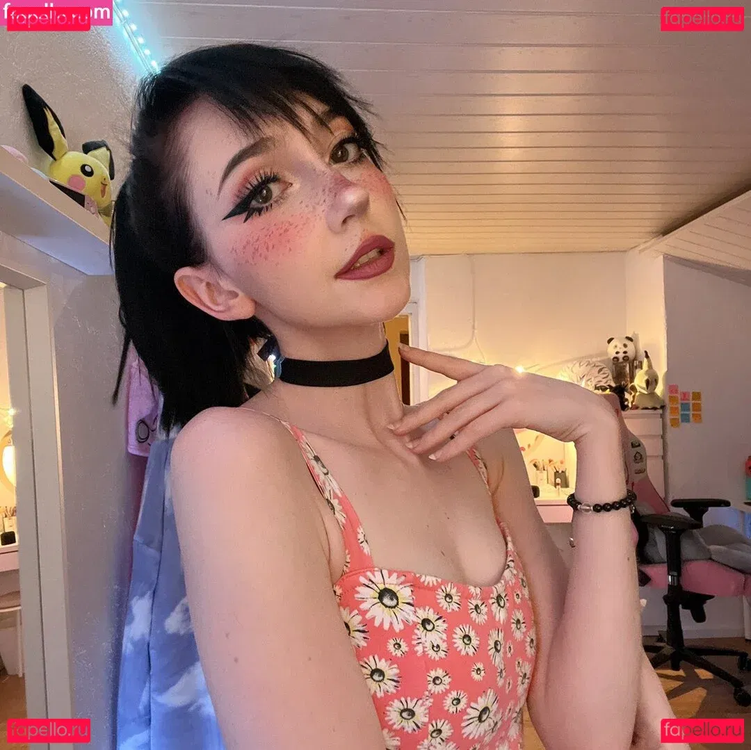 Nananightray Onlyfans Photo Gallery 