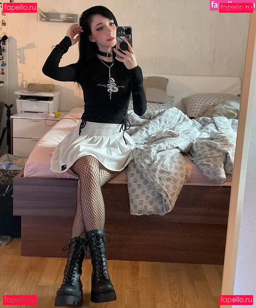 Nananightray Onlyfans Photo Gallery 