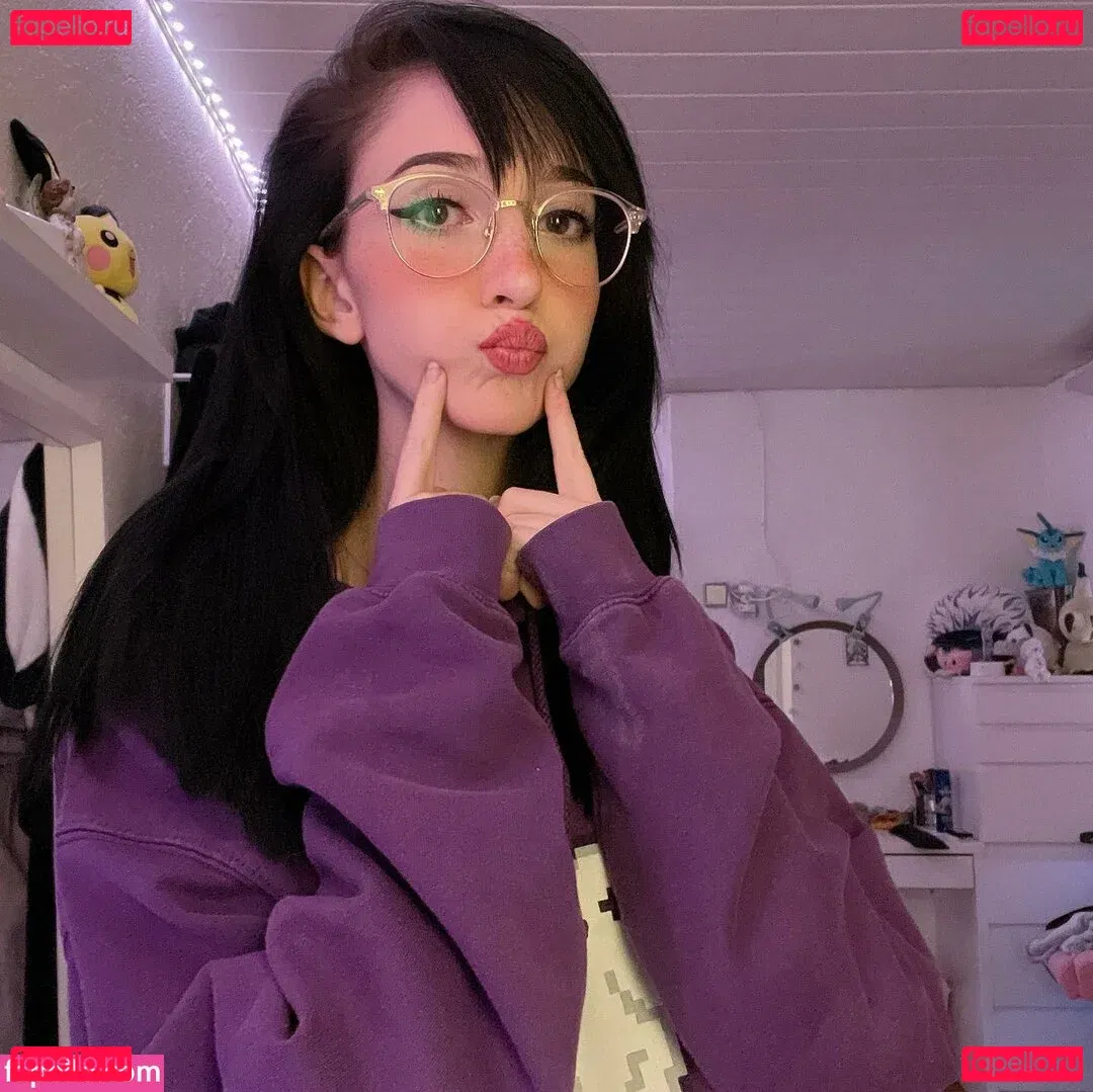 Nananightray Onlyfans Photo Gallery 