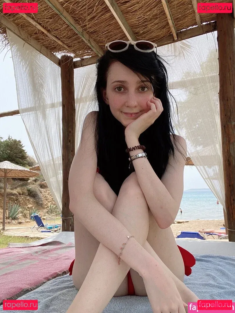 Nananightray Onlyfans Photo Gallery 