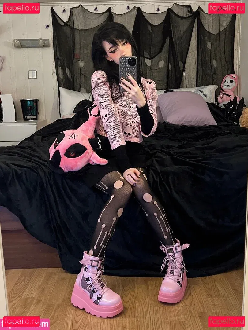 Nananightray Onlyfans Photo Gallery 