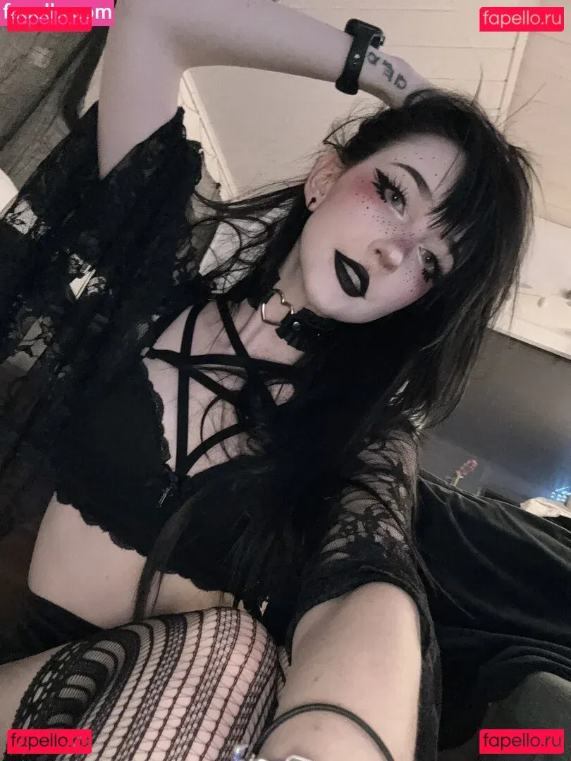 Nananightray Onlyfans Photo Gallery 