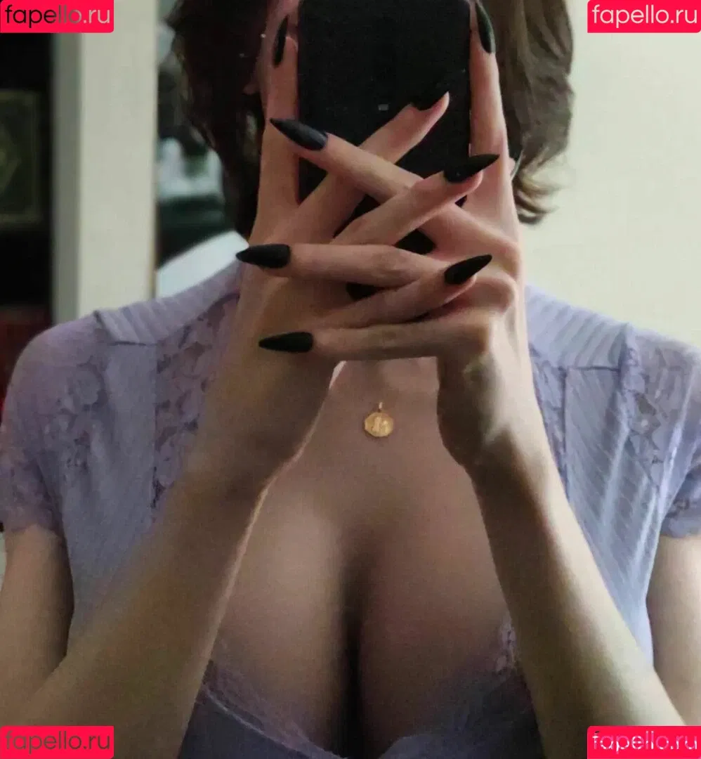 Zoepcbh Onlyfans Photo Gallery 
