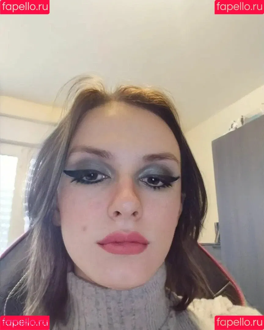 Zoepcbh Onlyfans Photo Gallery 