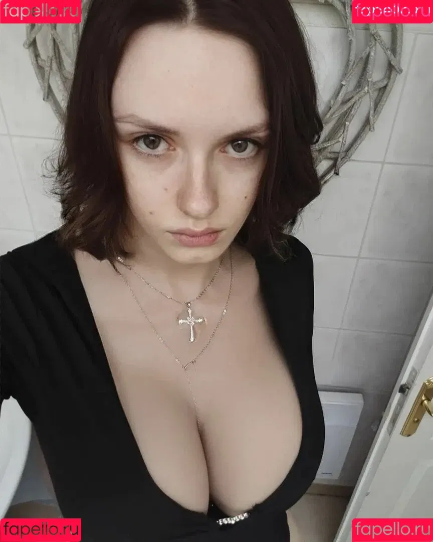 Zoepcbh Onlyfans Photo Gallery 