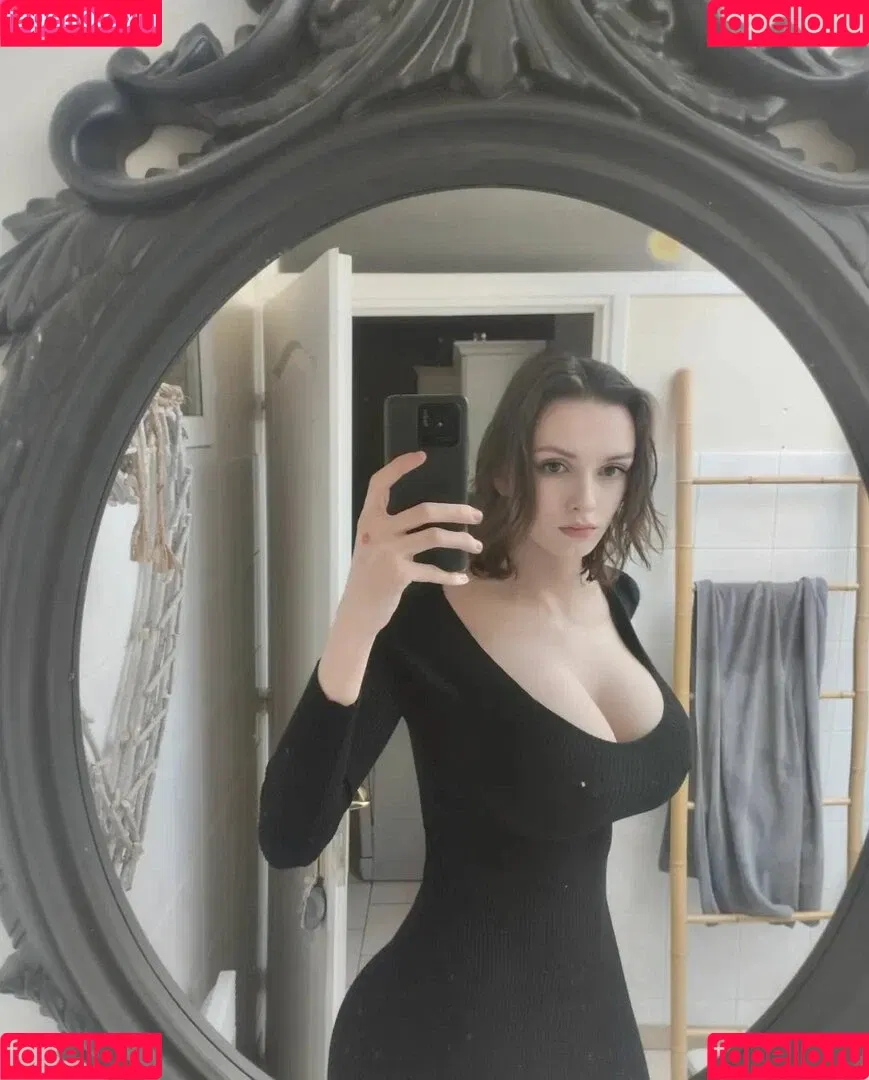 Zoepcbh Onlyfans Photo Gallery 
