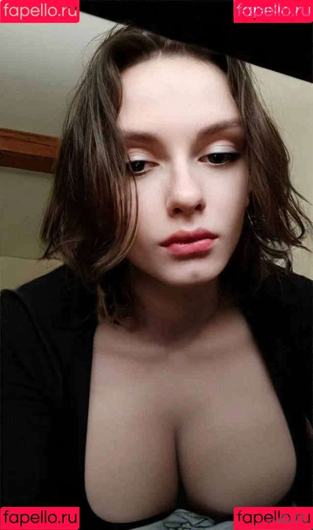 Zoepcbh Onlyfans Photo Gallery 