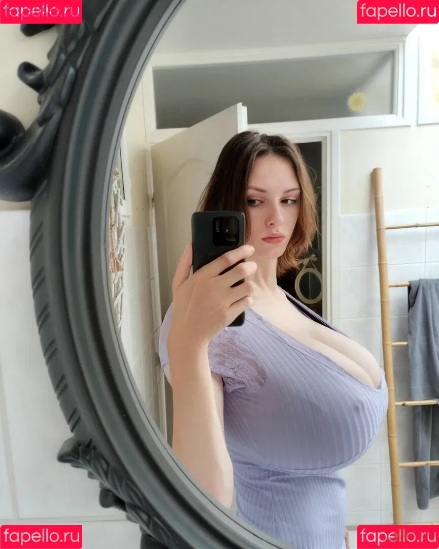 Zoepcbh Onlyfans Photo Gallery 